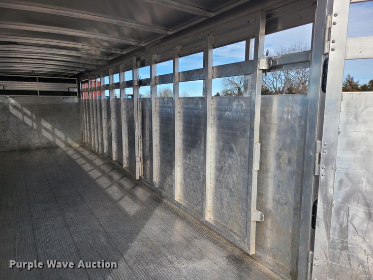 image for item JG9479 2021 Sundowner Rancher Express  livestock trailer