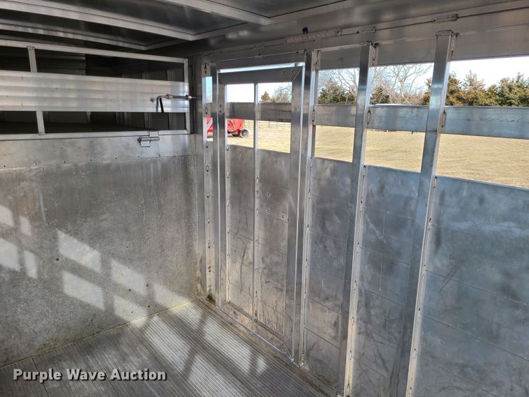 image for item JG9479 2021 Sundowner Rancher Express  livestock trailer