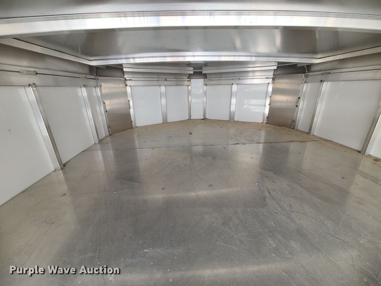 image for item JG9479 2021 Sundowner Rancher Express  livestock trailer