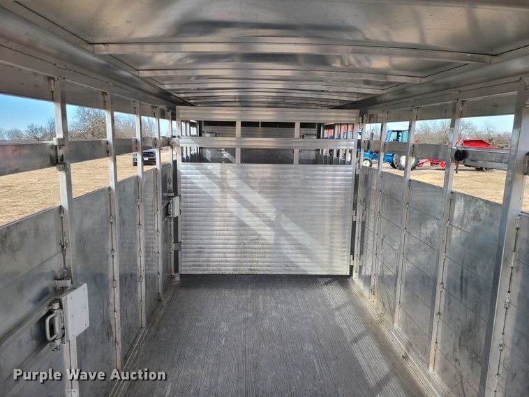 image for item JG9479 2021 Sundowner Rancher Express  livestock trailer