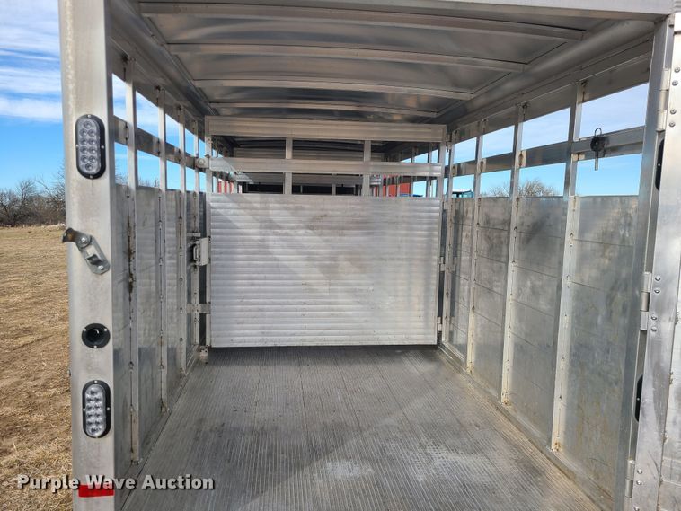image for item JG9479 2021 Sundowner Rancher Express  livestock trailer