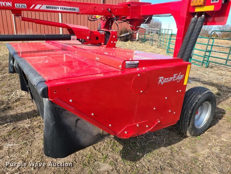 image for item JG9481 2020 Massey Ferguson 1376  disc mower