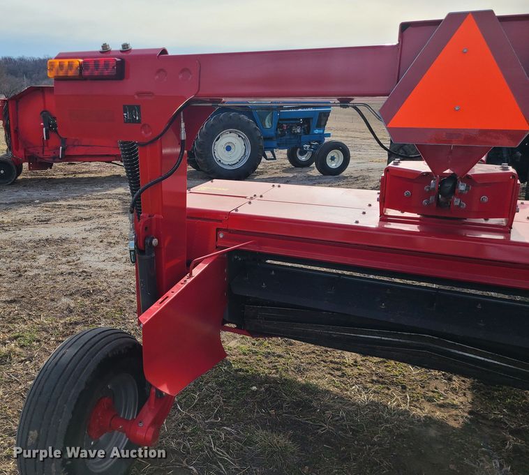 image for item JG9481 2020 Massey Ferguson 1376  disc mower