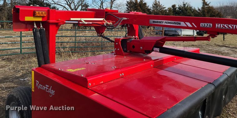 image for item JG9481 2020 Massey Ferguson 1376  disc mower