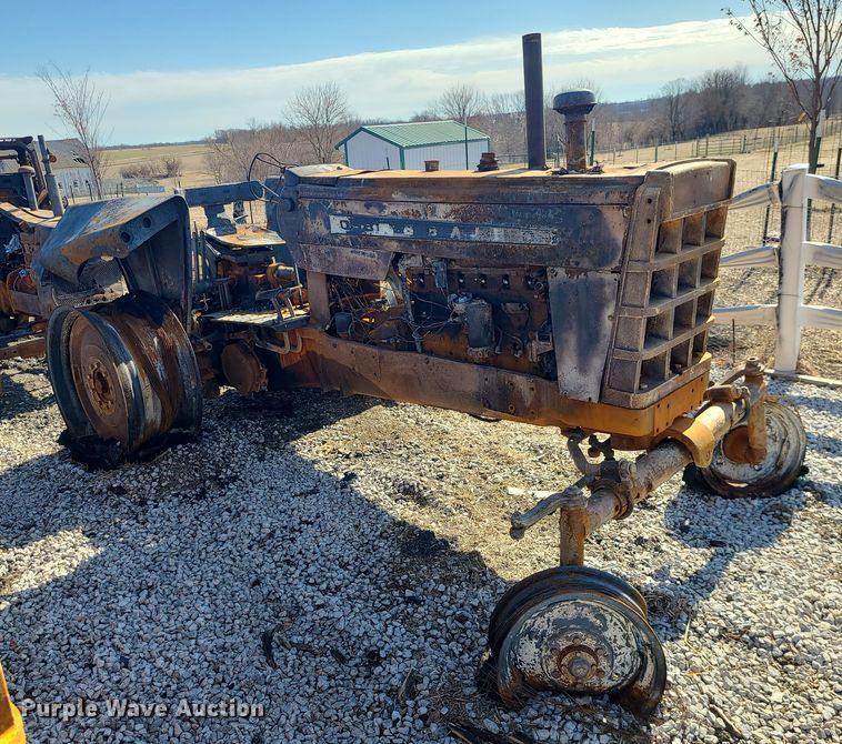 image for item JG9483 1965 Oliver 1850  tractor