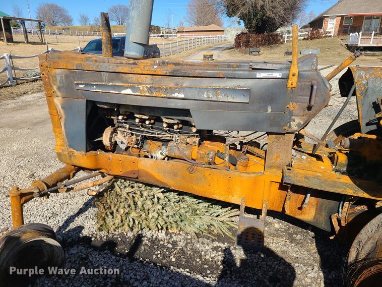 image for item JG9484 Oliver 1800  tractor