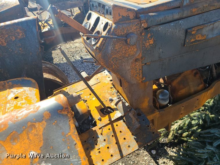 image for item JG9484 Oliver 1800  tractor