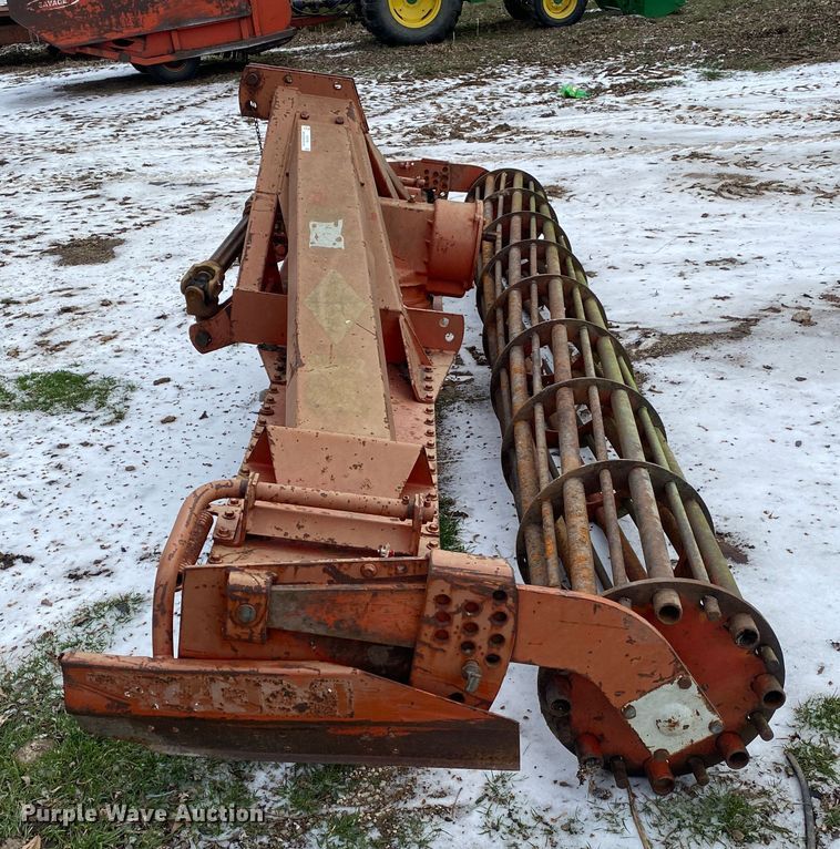 image for item KV9739 1990 Kuhn HR 4001D  power harrow