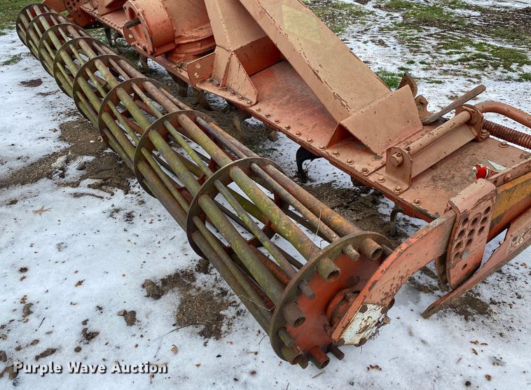 image for item KV9739 1990 Kuhn HR 4001D  power harrow