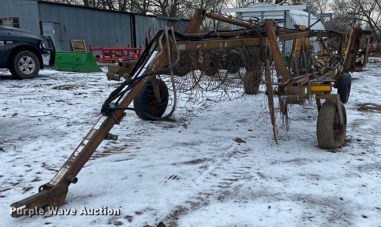 image for item KV9745 M&W DF  hay rake