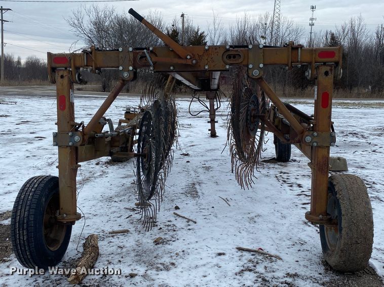 image for item KV9745 M&W DF  hay rake