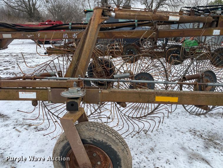 image for item KV9745 M&W DF  hay rake