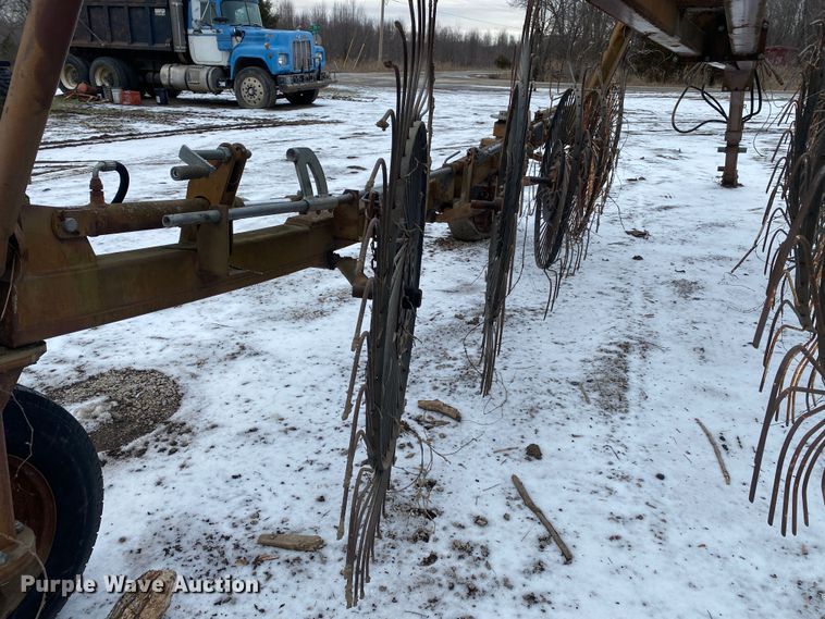 image for item KV9745 M&W DF  hay rake