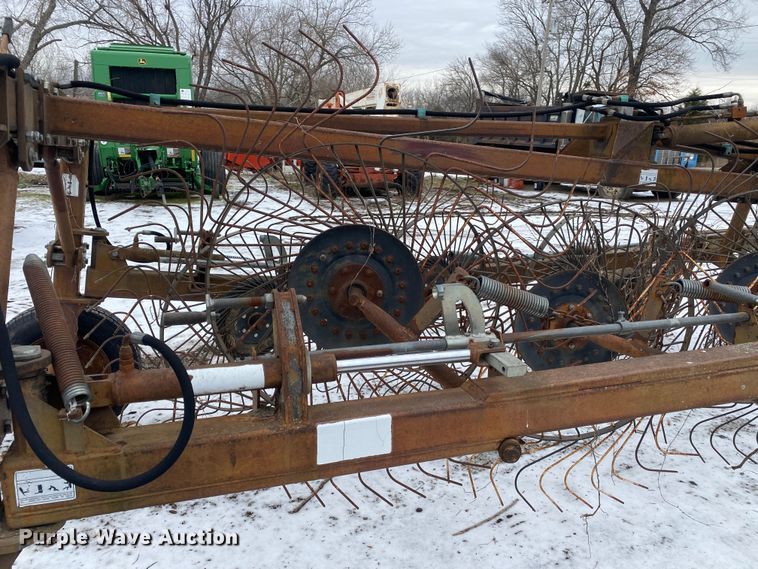 image for item KV9745 M&W DF  hay rake