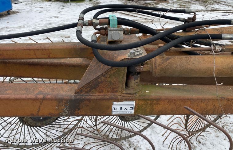 image for item KV9745 M&W DF  hay rake