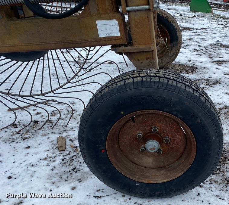 image for item KV9745 M&W DF  hay rake