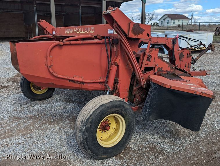 image for item LF9609 1990 New Holland 411 Discbine  swather / windrower