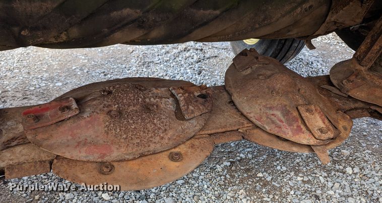 image for item LF9609 1990 New Holland 411 Discbine  swather / windrower