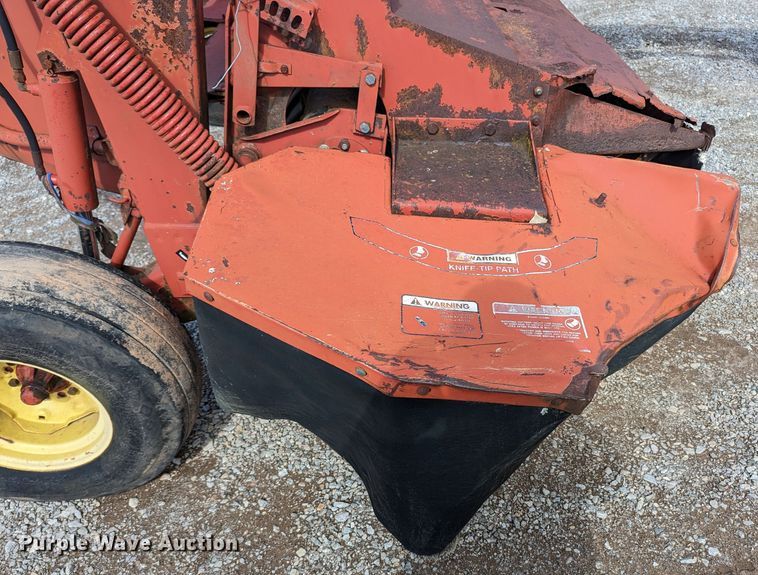 image for item LF9609 1990 New Holland 411 Discbine  swather / windrower