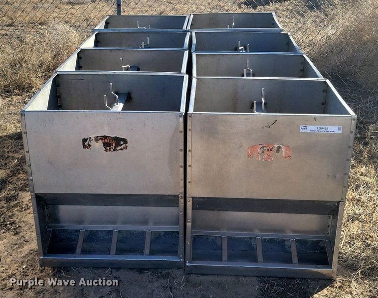 image for item LG9485 (8) Smidley hog feeders