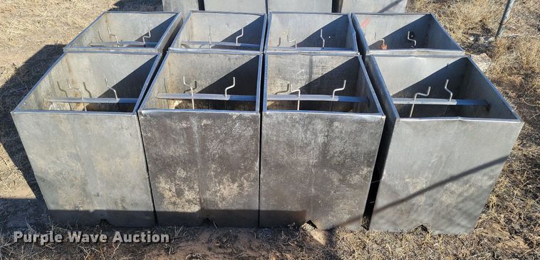 image for item LG9486 (8) Smidley hog feeders