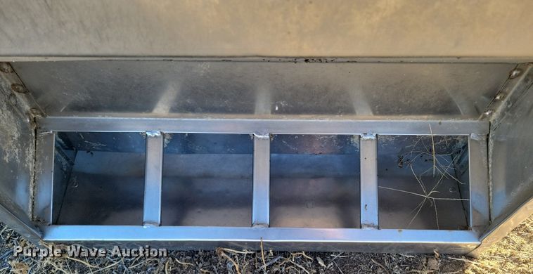 image for item LG9486 (8) Smidley hog feeders