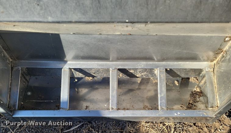 image for item LG9486 (8) Smidley hog feeders