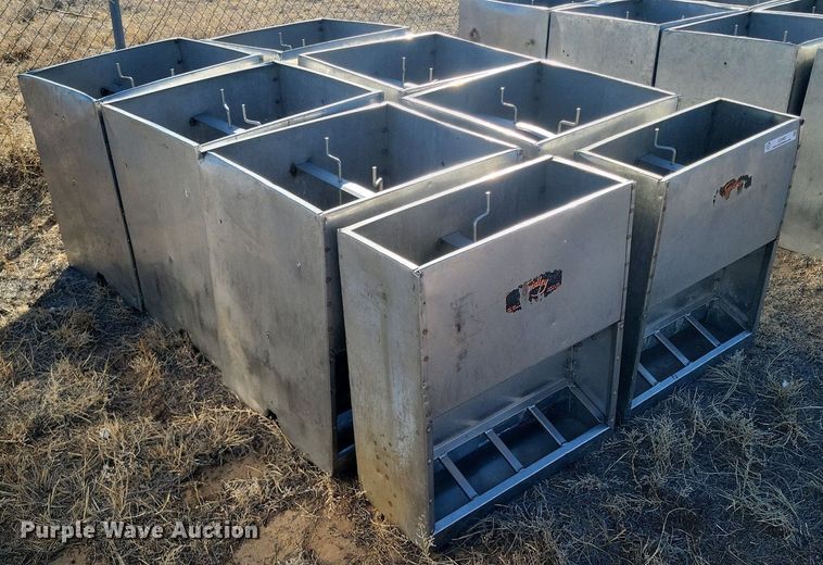 image for item LG9487 (8) Smidley hog feeders