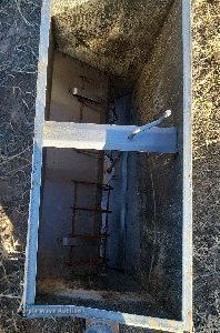 image for item LG9487 (8) Smidley hog feeders