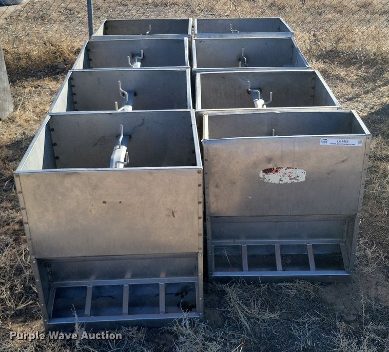 image for item LG9488 (8) Smidley hog feeders