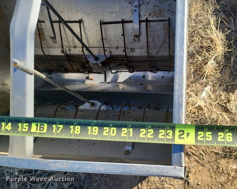 image for item LG9488 (8) Smidley hog feeders