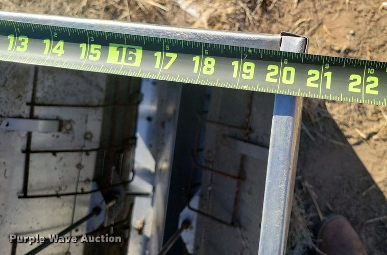 image for item LG9488 (8) Smidley hog feeders