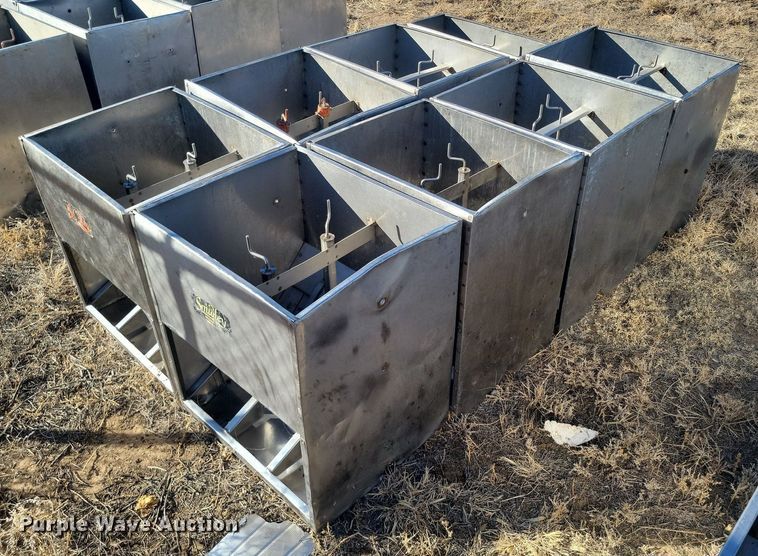 image for item LG9489 (8) Smidley hog feeders