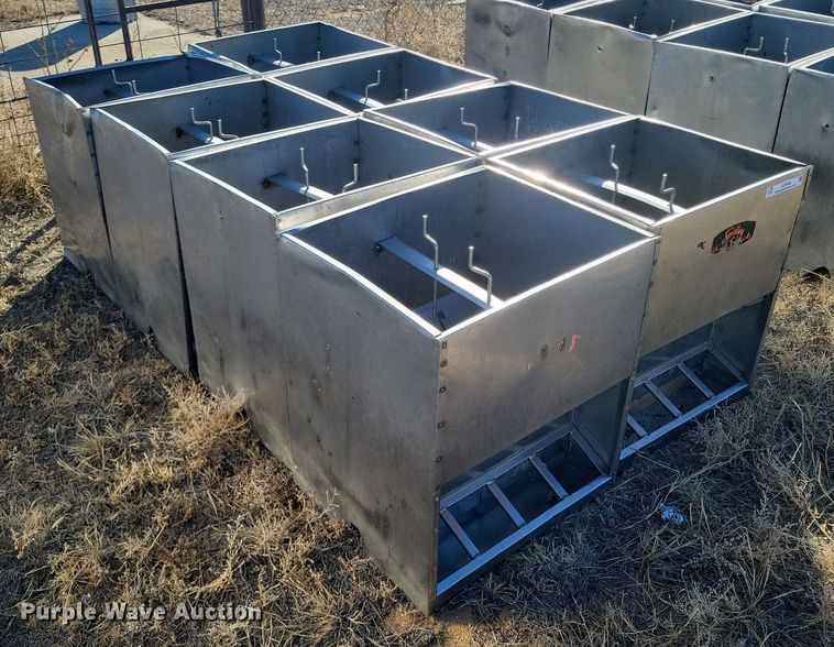 image for item LG9490 (8) Smidley hog feeders