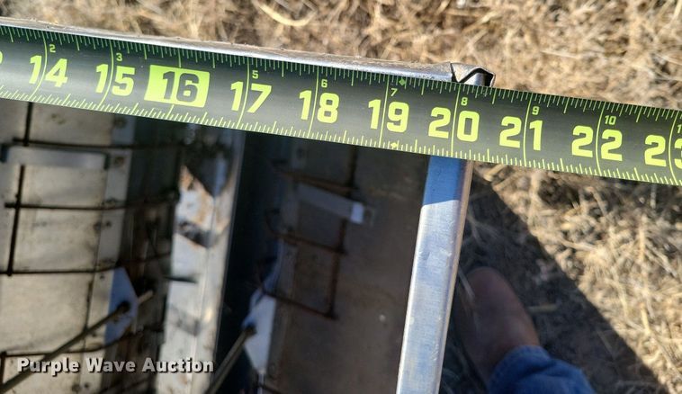 image for item LG9490 (8) Smidley hog feeders