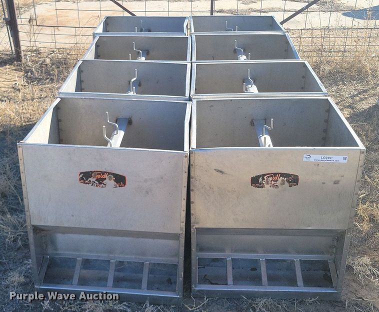 image for item LG9491 (8) Smidley hog feeders