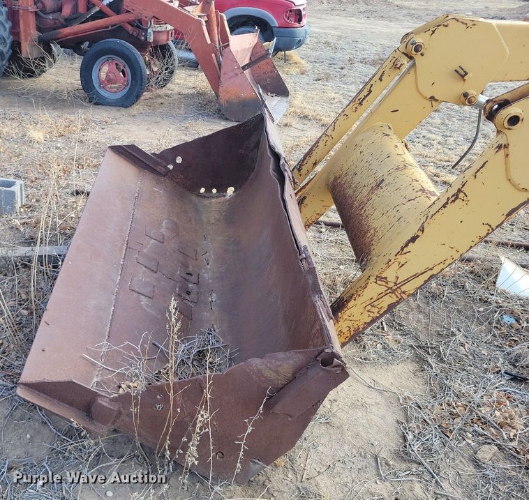 image for item LG9504 Ford 19-856  loader