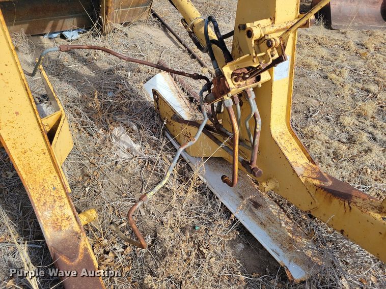 image for item LG9504 Ford 19-856  loader