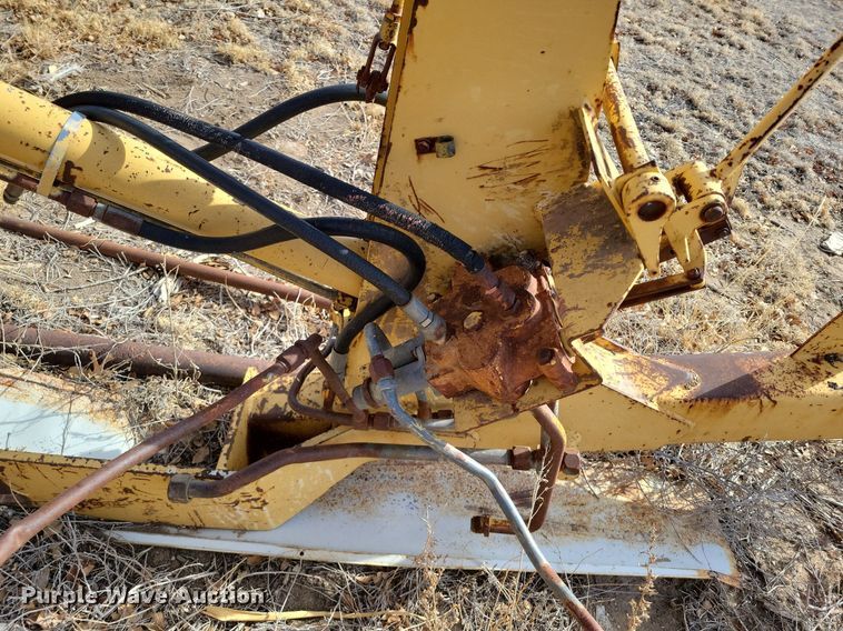 image for item LG9504 Ford 19-856  loader