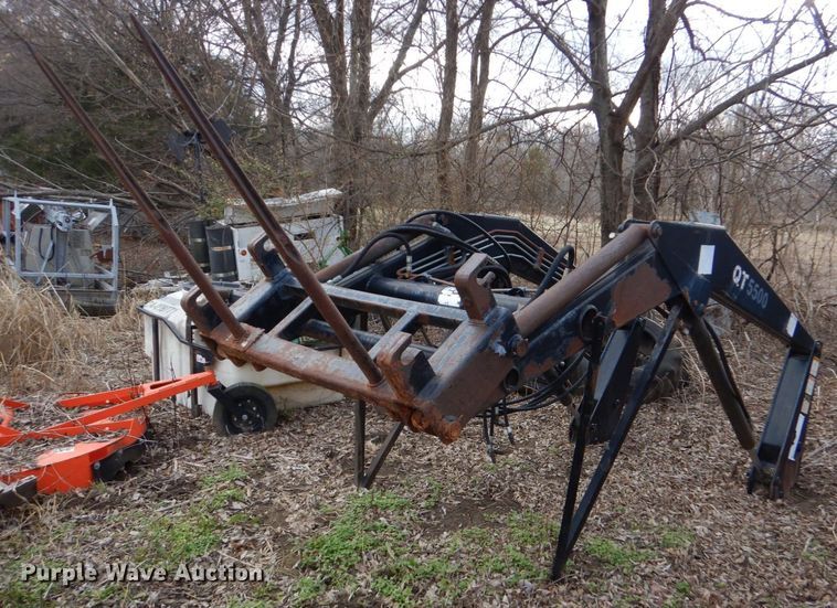 image for item LI9081 1979 Allis Chalmers 7010  tractor