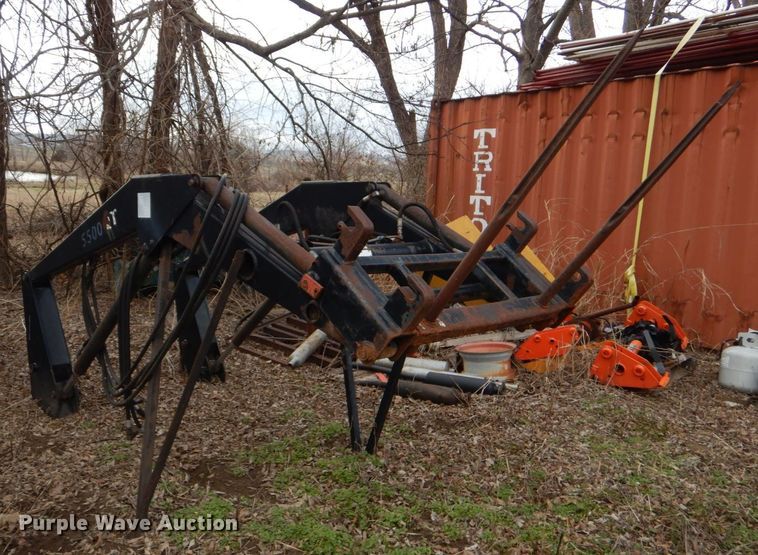 image for item LI9081 1979 Allis Chalmers 7010  tractor