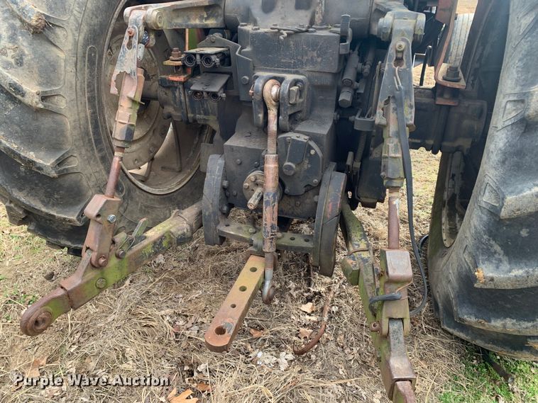 image for item LI9081 1979 Allis Chalmers 7010  tractor