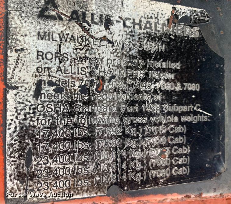 image for item LI9081 1979 Allis Chalmers 7010  tractor