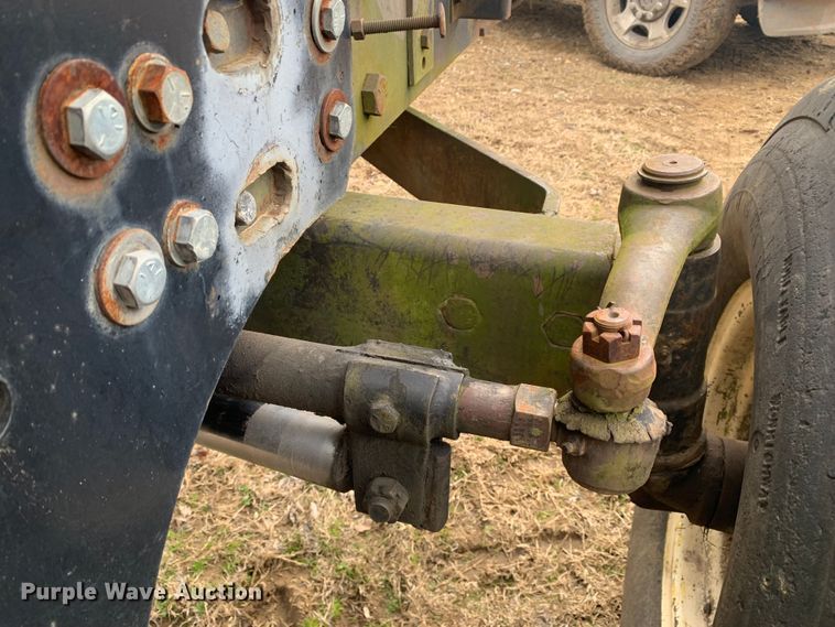 image for item LI9081 1979 Allis Chalmers 7010  tractor