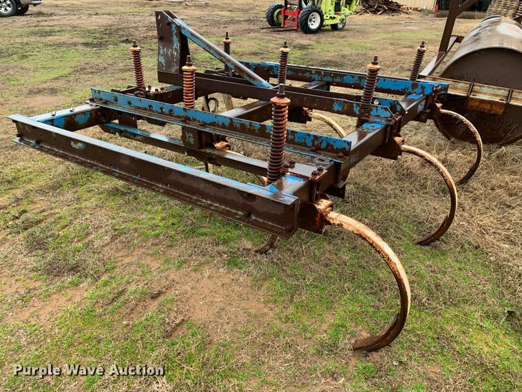 image for item LI9090 Ford I3I CPLOW  chisel