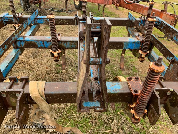 image for item LI9090 Ford I3I CPLOW  chisel