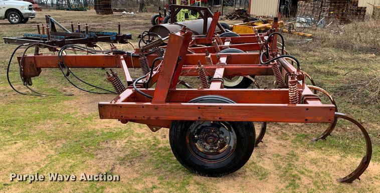 image for item LI9091 Chisel