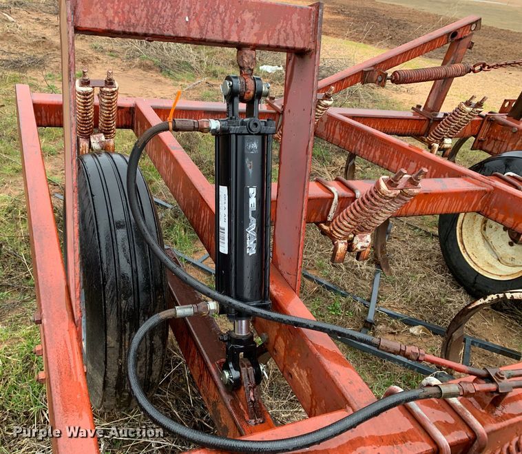 image for item LI9091 Chisel