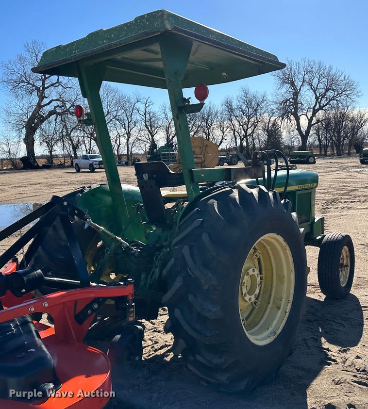image for item LT9113 1974 John Deere 2030  tractor