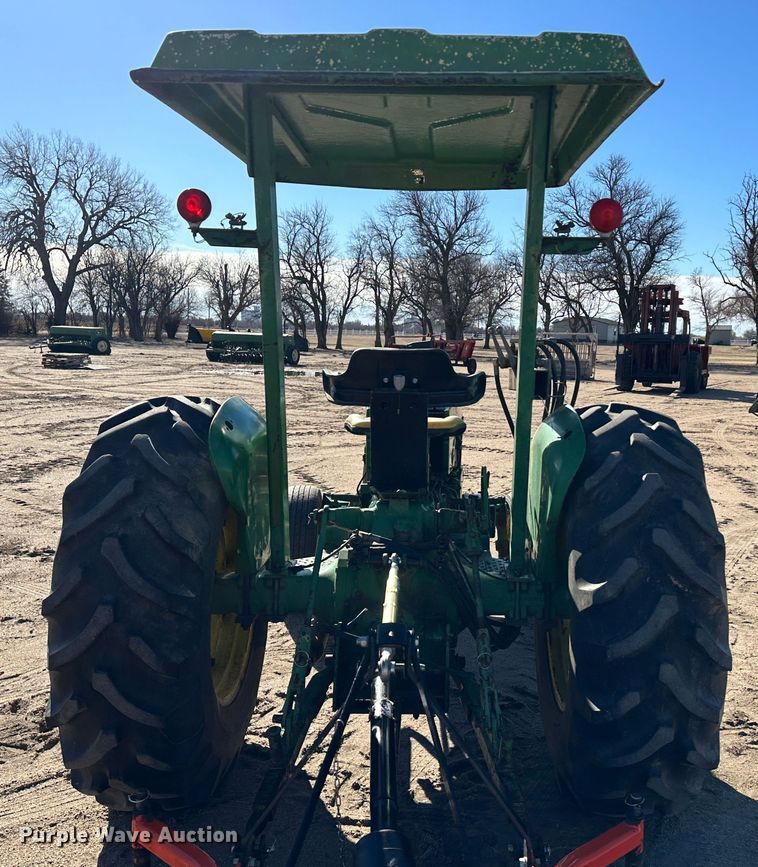 image for item LT9113 1974 John Deere 2030  tractor